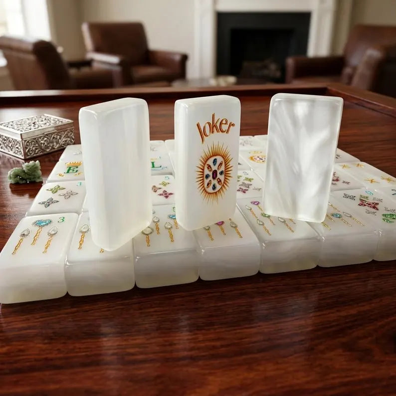 Mother-of-Pearl & Gold Mahjong — 160 Tiles